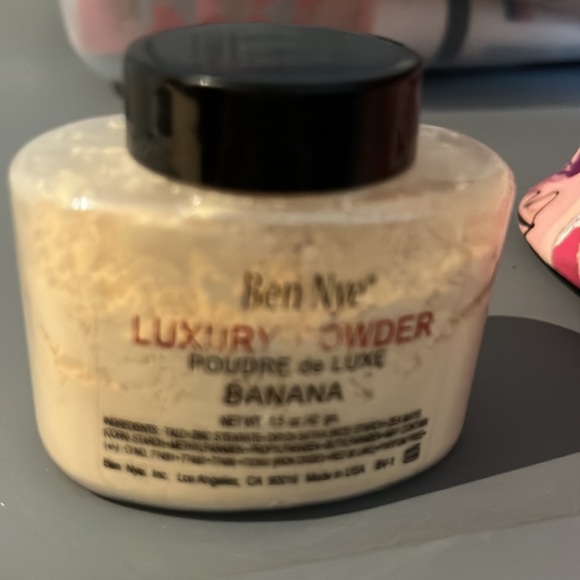 Ben Nye pouder banana 42 g - Picture 2 of 2